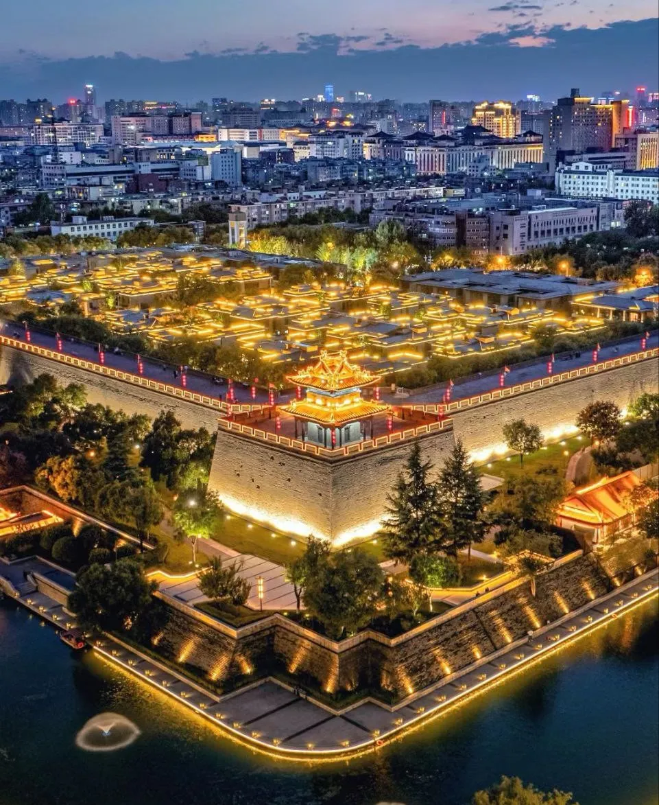 Городская стена Сианя